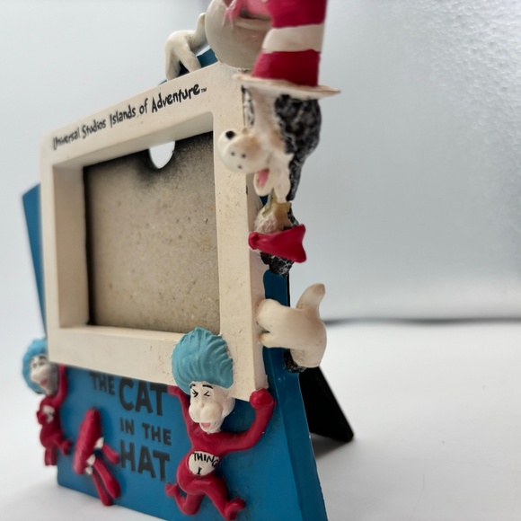 Universal Dr. Seuss Cat in the Hat Islands of Adventure Freestanding Photo Frame - Picture 9 of 16